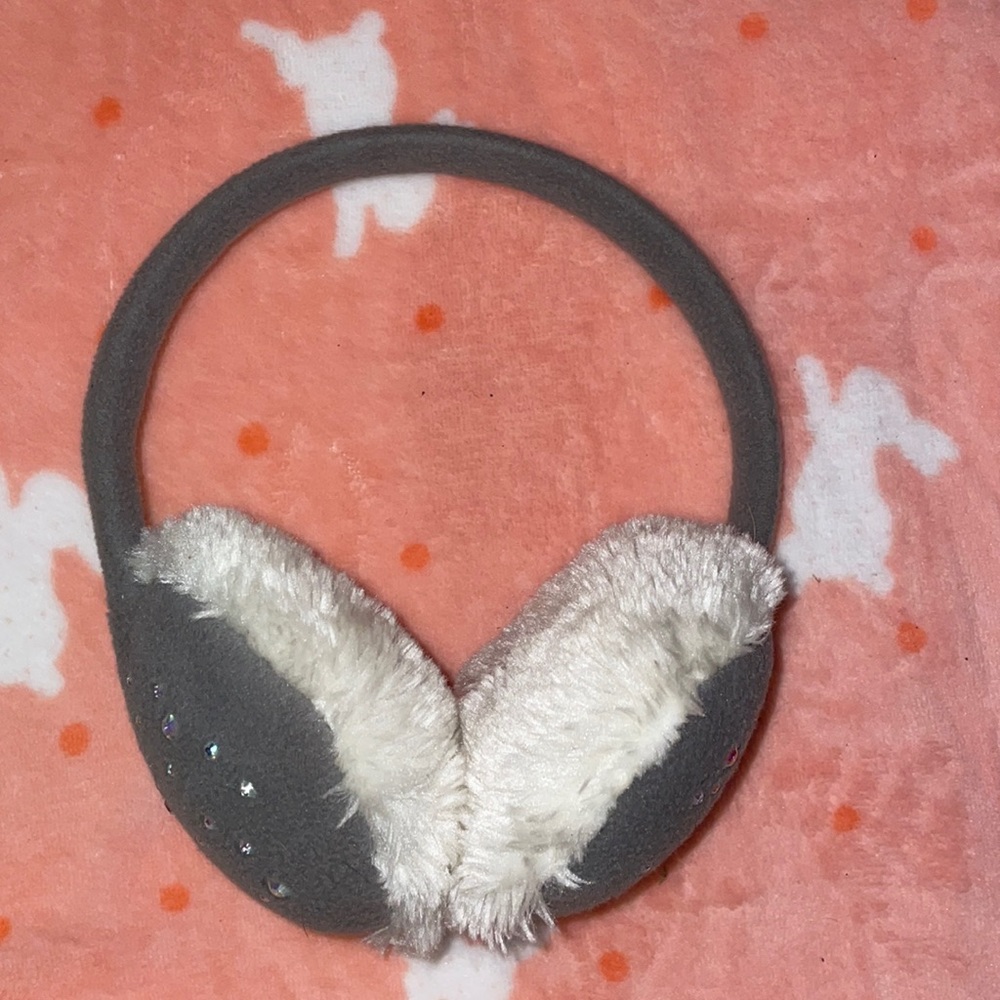 Gray Earmuffs with Diamonds